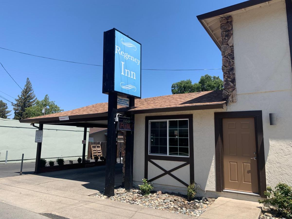 Regency Motel 2*